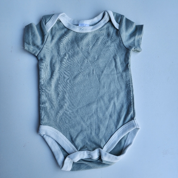 5 Pc Lot Carters Little Beginning Baby Boy Outfit Adorable Set Bodysuits Hat 0-3 - Picture 3 of 10